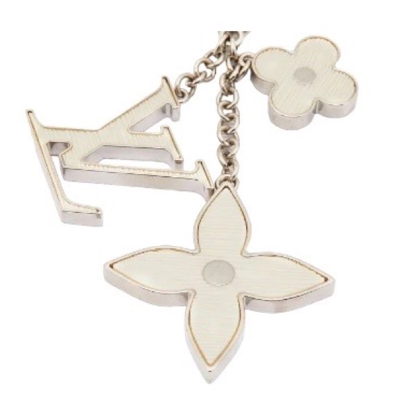 LOUIS VUITTON WHITE FLEUR DE EPI BAG CHARM ~Authentic - Picture 3 of 6